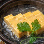 Carefully selected egg rolls ~Made with silver bean paste on a ceramic plate~