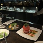 R restaurant & bar - 