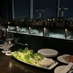 R restaurant & bar - 