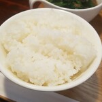 キッチン ブルー グローブ - ご飯大盛りのアップ