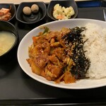 ノルブプデチゲ - 豚肉ピリ辛丼
