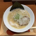 Taishuu Chuukasoba Kiraku - 喜楽そば(白)  ※鶏白湯