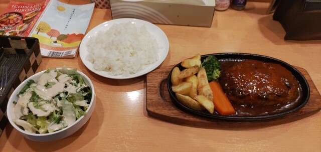 洋食屋ギャロップ 運動公園前でハンバーグを堪能 弘前の人気店