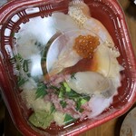 시미즈야 덮밥마루 사쿠 - 엔가와가 들어간 해산물 덮밥 600엔, 네기토로 토핑 140엔