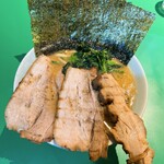 家系ラーメン 加藤商店 - 