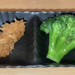 炙り屋 田中 - お通し　380円+税 此の鶏さんは美味しかった！