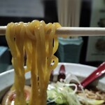 さっぽろらぁめん くわの実 - 麺