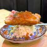 もつ煮・おでん モモイロニューエビス三宮横丁 - 