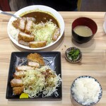 とんかつ檍のカレー屋 いっぺこっぺ - 多い気がする