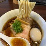Tomonomoto - 麺もスープも美しい