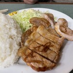 牡丹江飯店 - 豚の生姜焼き定食