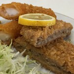 源氏食堂 - 源氏食堂(千葉県いすみ市大原)ミックスフライ(イカ・メンチ)300円