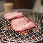 炭火焼肉ホルモンさわいし - 