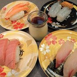 にぎりの徳兵衛 - 中トロ　ずわい蟹　白姫海老　かんぱち　なめらかカスタードプリン