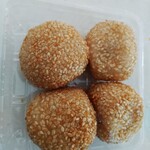 横浜大飯店 - 中華ゴマ団子