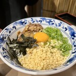 Mazesobanadahati - 連れの牛すじ丼(大盛り)