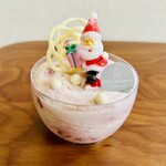 アトリエ スミス - ウフ　レアチーズ　底にスポンジもありました