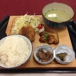 Kokkai Chuuou Shokudou - 熟成メンチカツ＆鶏照り焼きランチ