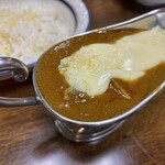 欧風カレー インディラ - ビーフカレー＋チーズ