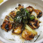 鳥やき串英 - 焼き鳥丼　600円