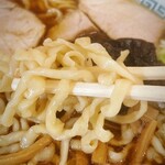 ケンちゃんラーメン - 麺硬め　かなり硬い