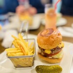 シェイクツリー バーガー＆バー - 