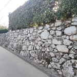 むあ文庫 - 穴太衆積みの石垣が見られるまち、坂本。