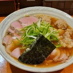 ラーメン 坊也哲 - ビューです
