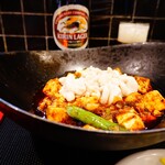 小菜一碟 -  ・牛ほほ入り麻婆豆腐(白子トッピング) 