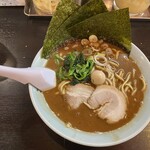 横浜家系ラーメン 魂心家 - 2023/12/22
            黒胡麻味噌らーめん 780円→550円
            ✳︎魂心家の日
            ✳︎ライス無料