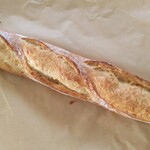 BOULANGERIE MELIES - フランスパン330円（税込）