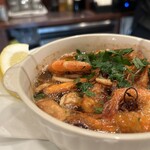 ピッツェリア ファッブリカ 1090 - 一番のエビ