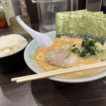 横浜家系ラーメン 魂心家 - 