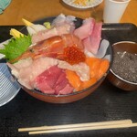 Tsuchiura Uoichiba - ビックリ海鮮丼　1350円！