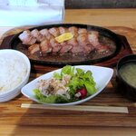 ひこま豚食堂＆精肉店 Boodeli - ひこま豚食堂 「オーダーカット御膳（バラ３００ｇ）」