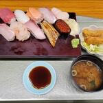 地魚食堂 てるてる - 上寿司・フライ定食 2100円