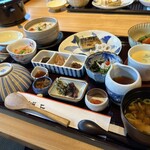 日本料理 山里 - 薬膳粥タイプ
