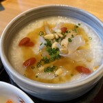 日本料理 山里 - 薬膳粥に餡を