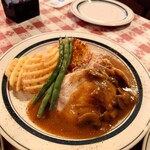 Byrd's Pizza & Ribs - ターキーwithマッシュルームグレイビー