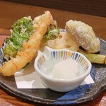 桶家乃隠居 - 天ぷら５品