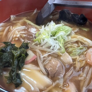 ファミリーレストラン 若鶴_1