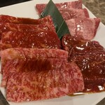 焼肉 平城苑 富山駅前店 - 味比べセット(カルビ、ハラミ、ロース、タン)