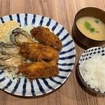 とんかつ小田保 - カキミックス定食