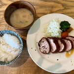 キッチンごりら - ヒレカツ定食 ¥1,100