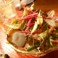 すしと天ぷら 坂本 - サラダ