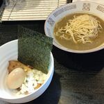 中華ソバ 伊吹 - 