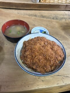 Yasudaya - わらじかつ丼2枚入り