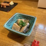 居酒屋山さん - お通し ブリ大根