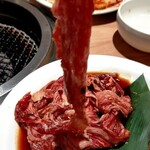 焼肉 北砂トラジ - 下町カルビランチ  超薄切りカルビランチです しゃぶしゃぶ肉？