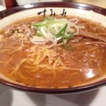 すみれ - 味噌ラーメン！  これですよ！